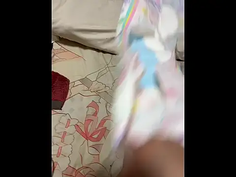 Snapshot of mino_bitter chatting on 24, 10, 2025 mino bitter online show from 24, 10, 2025