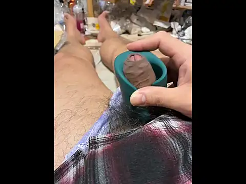 Snapshot of mino_bitter chatting on 27, 10, 2025 mino bitter online show from 27, 10, 2025