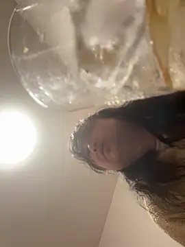 Snapshot of mino_bitter chatting on 4, 2, 2026 mino bitter online show from 4, 2, 2026