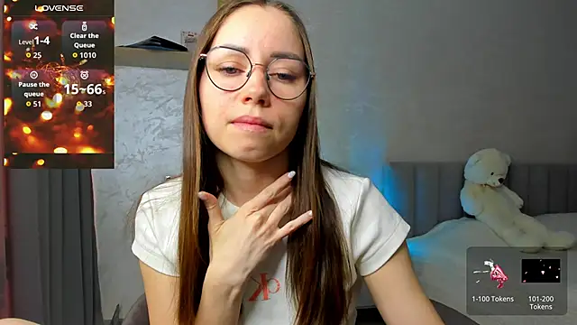 Snapshot of fun_nd_bun chatting on 18, 4, 2026 fun nd bun online show from 18, 4, 2026
