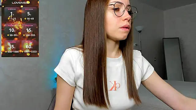 Snapshot of fun_nd_bun chatting on 5, 5, 2026 fun nd bun online show from 5, 5, 2026