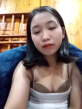 Snapshot of Suzuki_see chatting on 4, 10, 2025 Suzuki see online show from 4, 10, 2025