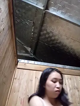 Snapshot of Suzuki_see chatting on 7, 10, 2025 Suzuki see online show from 7, 10, 2025