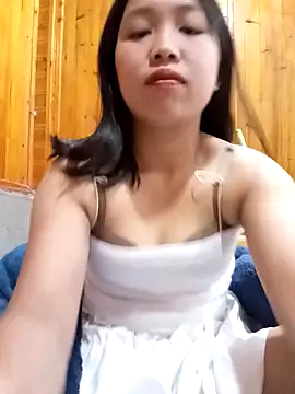 Snapshot of Suzuki_see chatting on 23, 10, 2025 Suzuki see online show from 23, 10, 2025