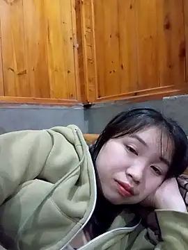 Snapshot of Suzuki_see chatting on 6, 11, 2025 Suzuki see online show from 6, 11, 2025