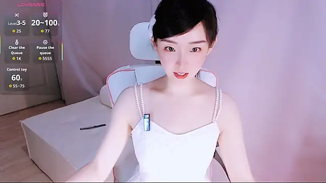 Snapshot of Niannian- chatting on 24, 6, 2026 Niannian- online show from 24, 6, 2026