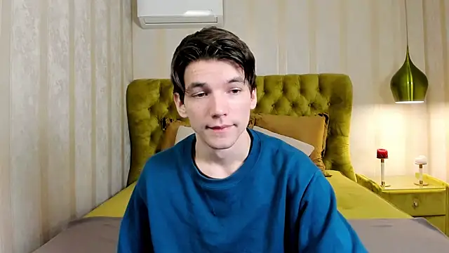 Snapshot of alfred_joness chatting on 26, 9, 2025 alfred joness online show from 26, 9, 2025