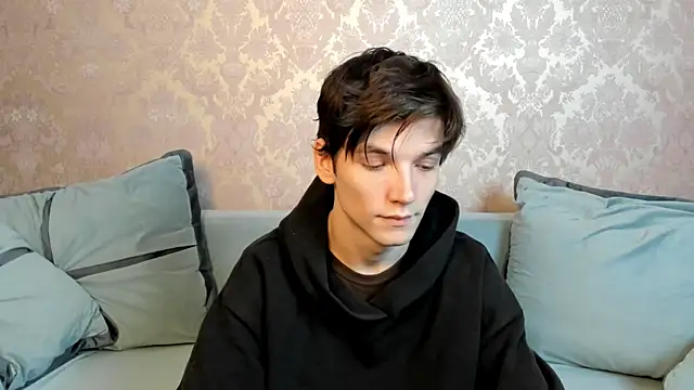 Snapshot of alfred_joness chatting on 8, 10, 2025 alfred joness online show from 8, 10, 2025