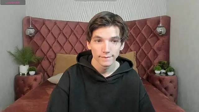 Snapshot of alfred_joness chatting on 17, 10, 2025 alfred joness online show from 17, 10, 2025