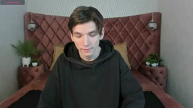 Snapshot of alfred_joness chatting on 22, 10, 2025 alfred joness online show from 22, 10, 2025