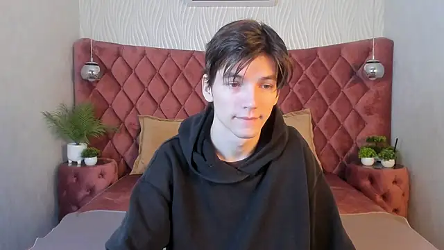 Snapshot of alfred_joness chatting on 29, 10, 2025 alfred joness online show from 29, 10, 2025