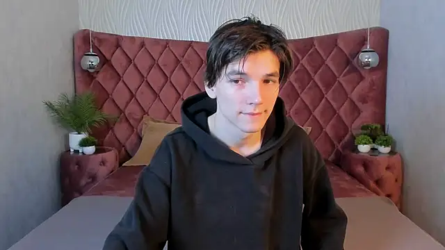 Snapshot of alfred_joness chatting on 14, 11, 2025 alfred joness online show from 14, 11, 2025