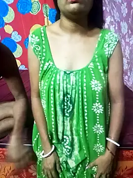 Snapshot of desibhabhi22222 chatting on 19, 10, 2025 desibhabhi22222 online show from 19, 10, 2025