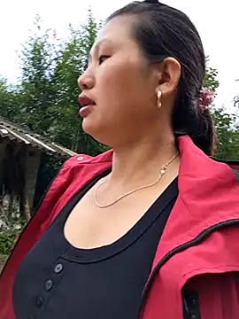 Snapshot of diamond-- chatting on 3, 10, 2025 diamond-- online show from 3, 10, 2025