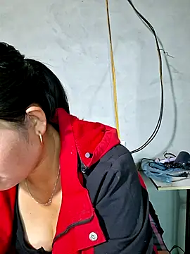 Snapshot of diamond-- chatting on 8, 3, 2026 diamond-- online show from 8, 3, 2026