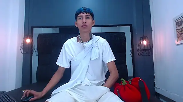 Snapshot of Daniel_delux_ chatting on 6, 10, 2025 Daniel delux online show from 6, 10, 2025