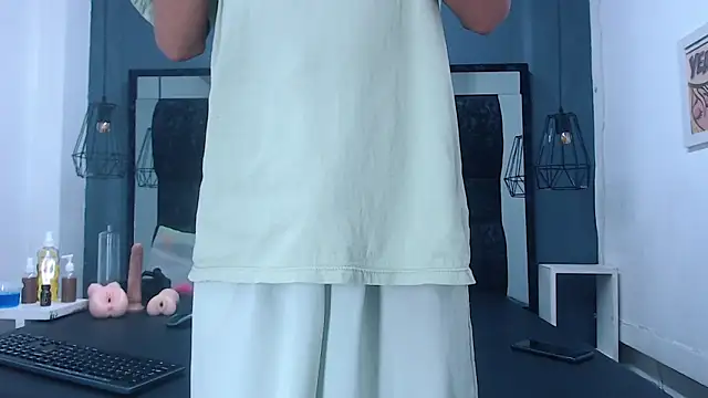 Snapshot of Daniel_delux_ chatting on 16, 10, 2025 Daniel delux online show from 16, 10, 2025