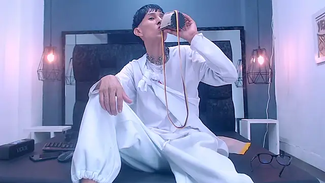 Snapshot of Daniel_delux_ chatting on 21, 10, 2025 Daniel delux online show from 21, 10, 2025