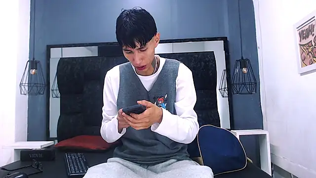 Snapshot of Daniel_delux_ chatting on 29, 10, 2025 Daniel delux online show from 29, 10, 2025