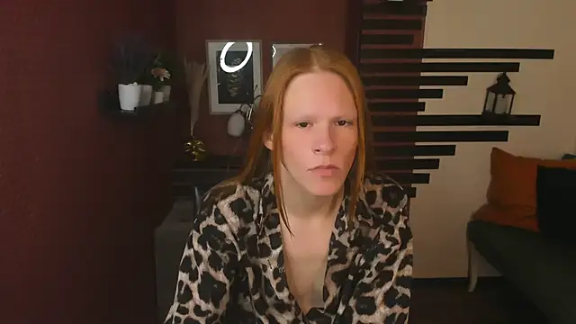 Snapshot of ChloeValentinee chatting on 21, 11, 2025 ChloeValentinee online show from 21, 11, 2025