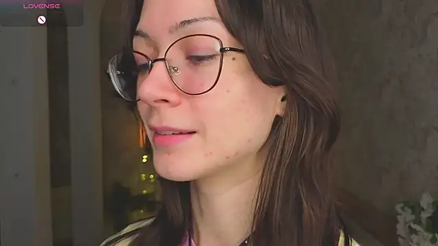 Snapshot of ReneeLippeatt chatting on 15, 1, 2026 ReneeLippeatt online show from 15, 1, 2026