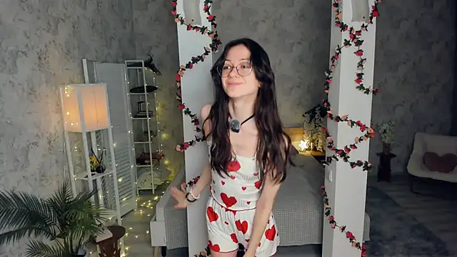 Snapshot of ReneeLippeatt chatting on 14, 2, 2026 ReneeLippeatt online show from 14, 2, 2026