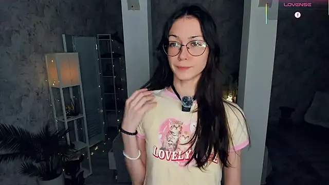 Snapshot of ReneeLippeatt chatting on 20, 2, 2026 ReneeLippeatt online show from 20, 2, 2026