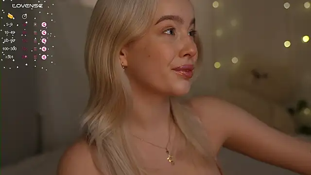 Snapshot of mother__of__dragons chatting on 2, 10, 2025 mother of dragons online show from 2, 10, 2025