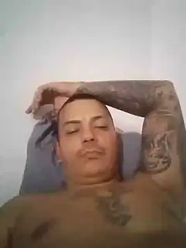 Snapshot of MaximoHall86 chatting on 7, 10, 2025 MaximoHall86 online show from 7, 10, 2025