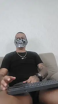 Snapshot of MaximoHall86 chatting on 31, 10, 2025 MaximoHall86 online show from 31, 10, 2025