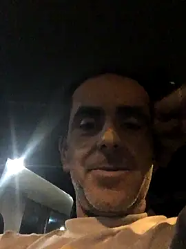 Snapshot of tiago1981pt chatting on 4, 11, 2025 tiago1981pt online show from 4, 11, 2025