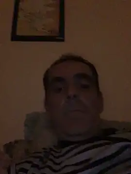 Snapshot of tiago1981pt chatting on 19, 12, 2025 tiago1981pt online show from 19, 12, 2025