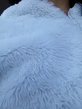 Snapshot of _Luna-1 chatting on 24, 9, 2025 Luna-1 online show from 24, 9, 2025