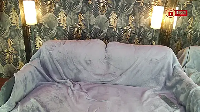 Snapshot of ThiccMady chatting on 7, 11, 2025 ThiccMady online show from 7, 11, 2025