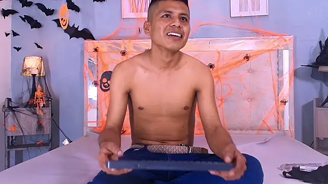 Snapshot of marcus_hans_ chatting on 28, 10, 2025 marcus hans online show from 28, 10, 2025