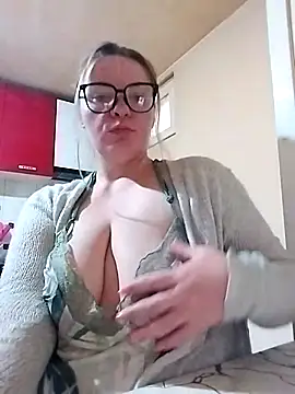 Mommygetnaughty online show from 5, 10, 2025