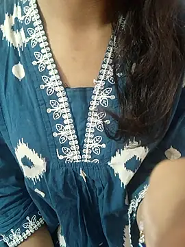 Snapshot of anayahotty chatting on 18, 10, 2025 anayahotty online show from 18, 10, 2025