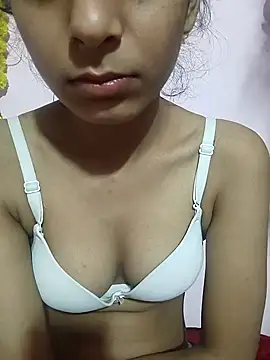 Snapshot of anayahotty chatting on 7, 11, 2025 anayahotty online show from 7, 11, 2025