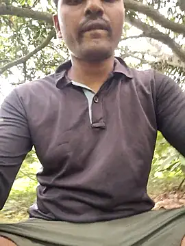 Snapshot of telugumodda4396 chatting on 18, 10, 2025 telugumodda4396 online show from 18, 10, 2025