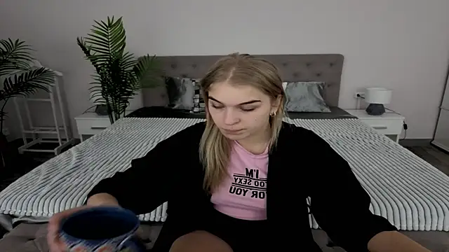 AlinaLiii online show from 20, 3, 2026