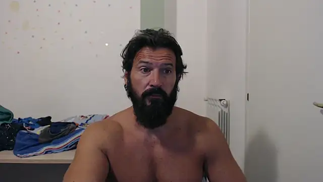 Snapshot of muscoloporco chatting on 2, 10, 2025 muscoloporco online show from 2, 10, 2025