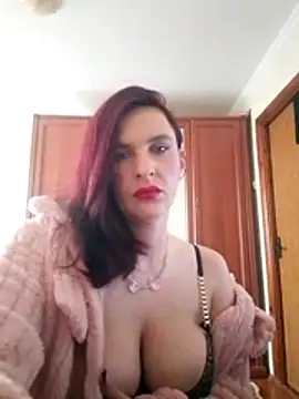 Snapshot of LaraDiva7799 chatting on 17, 11, 2025 LaraDiva7799 online show from 17, 11, 2025