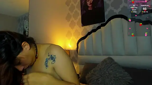 Snapshot of AlisonCold chatting on 4, 10, 2025 AlisonCold online show from 4, 10, 2025