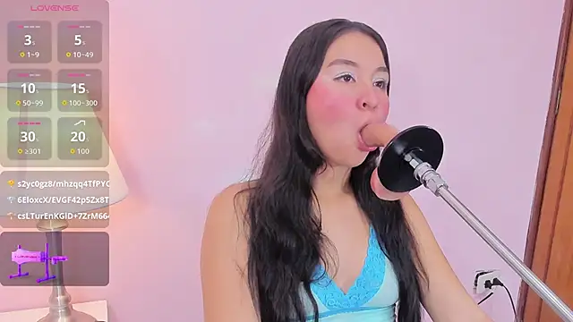 Snapshot of mia_celezte chatting on 25, 10, 2025 mia celezte online show from 25, 10, 2025