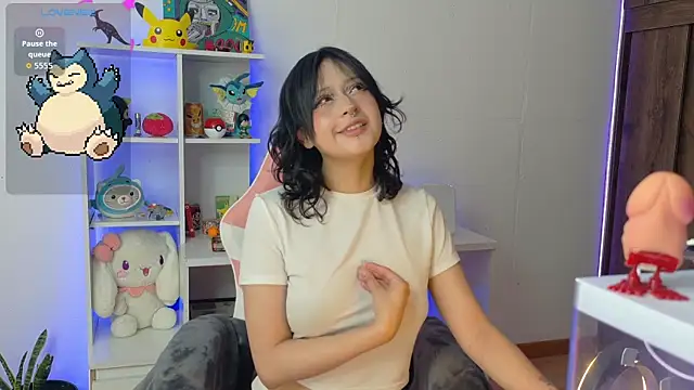 Snapshot of cinnasiennaa chatting on 27, 9, 2025 cinnasiennaa online show from 27, 9, 2025