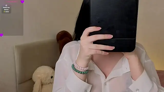 AishaAysitt online show from 28, 2, 2026