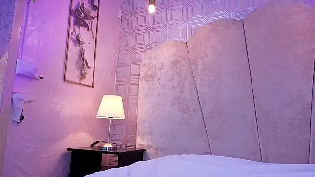 Snapshot of yliria010 chatting on 16, 10, 2025 yliria010 online show from 16, 10, 2025