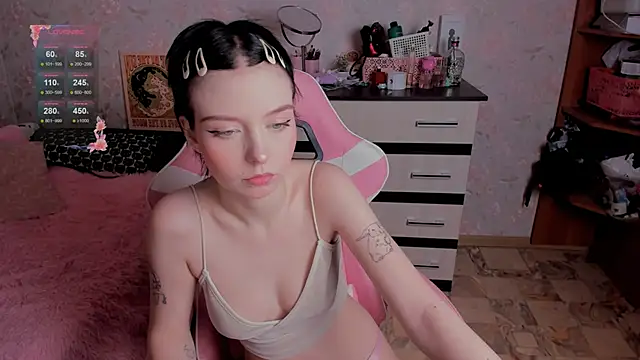 Snapshot of margopink chatting on 2, 11, 2025 margopink online show from 2, 11, 2025