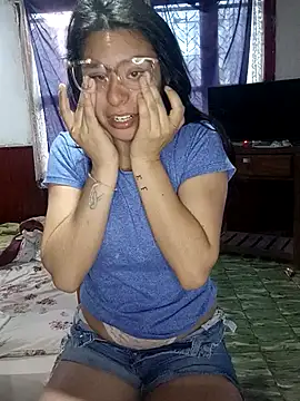 Snapshot of lucixxx14 chatting on 20, 10, 2025 lucixxx14 online show from 20, 10, 2025