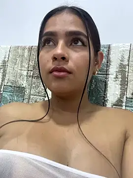 Snapshot of Valery_lux16 chatting on 12, 10, 2025 Valery lux16 online show from 12, 10, 2025